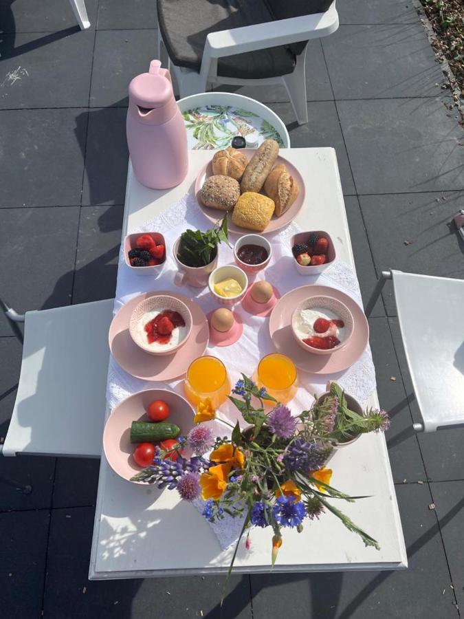 Bed and Breakfast De Tulp Noordgouwe Exteriér fotografie